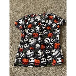 Women's Disney Nightmare Before‎ Christmas V Neck Scrub Top Size Medium